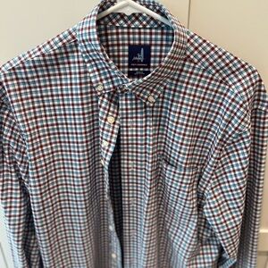 Medium Johnnie-O Prep Performance Button Down
